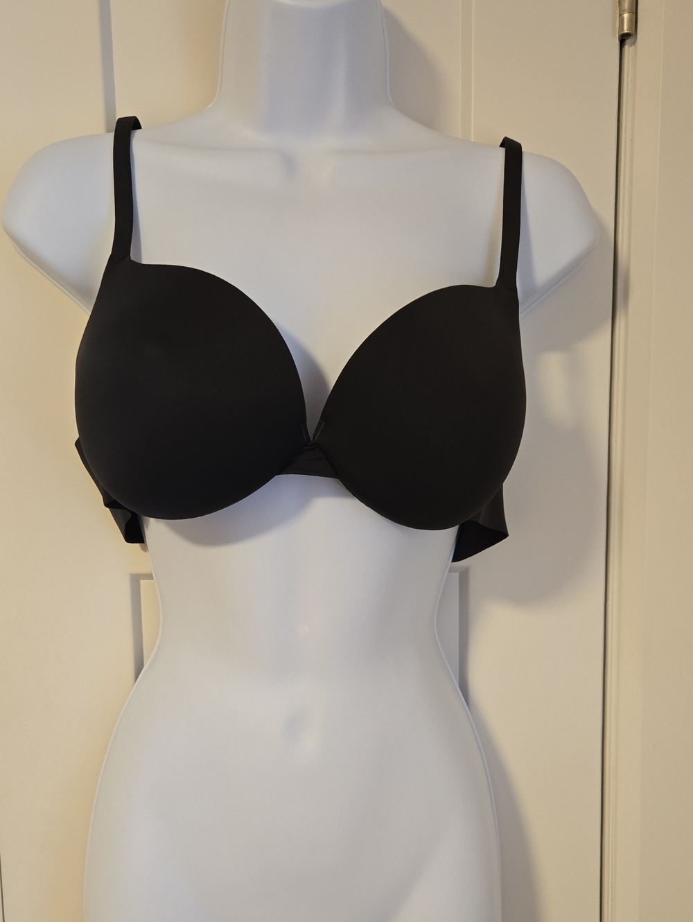 ReoRia Black T-Shirt Bra with Smooth Molded Cups